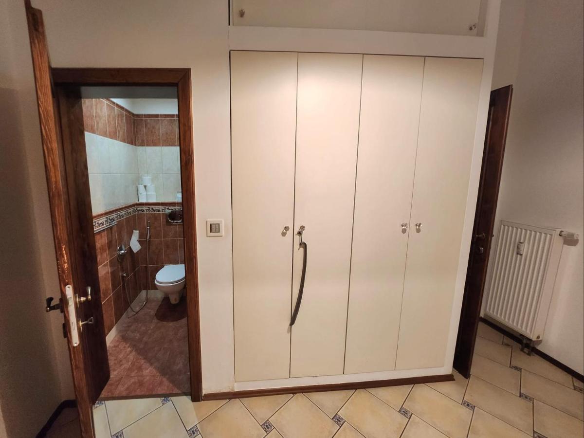 Spacious Apartment 6Min From The Dancing House Praha Exteriér fotografie